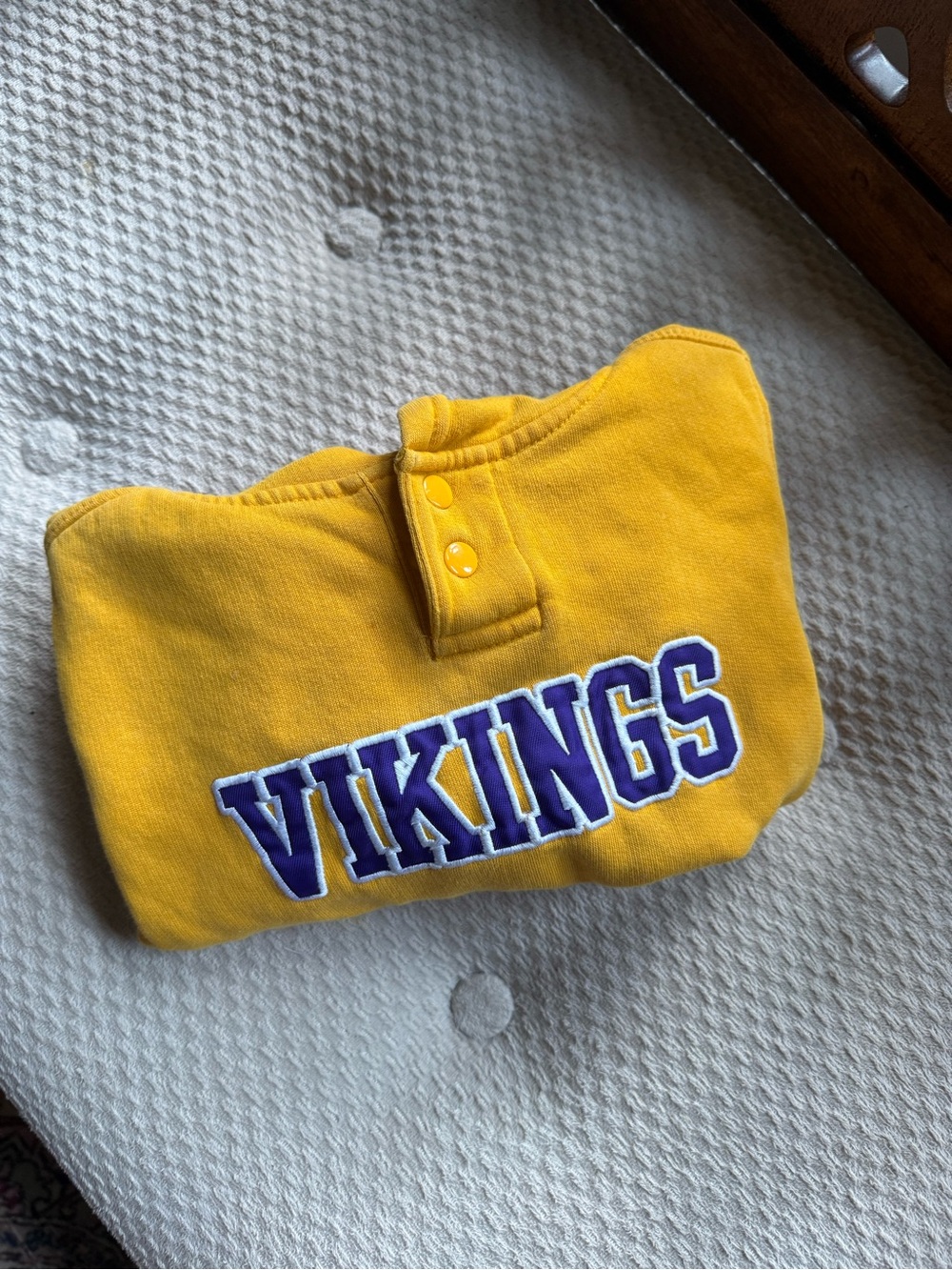 Vikings NFL Team Apparel 24M Hoodie - Picture 2 of 4